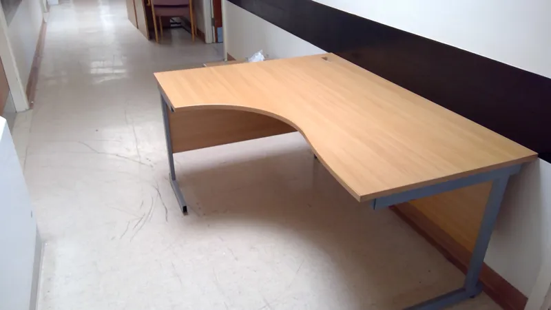 Light Wood Curved Office Desk with Metal Frame