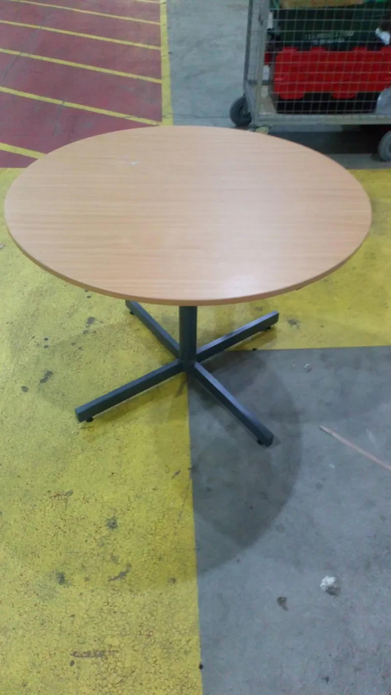 Round table