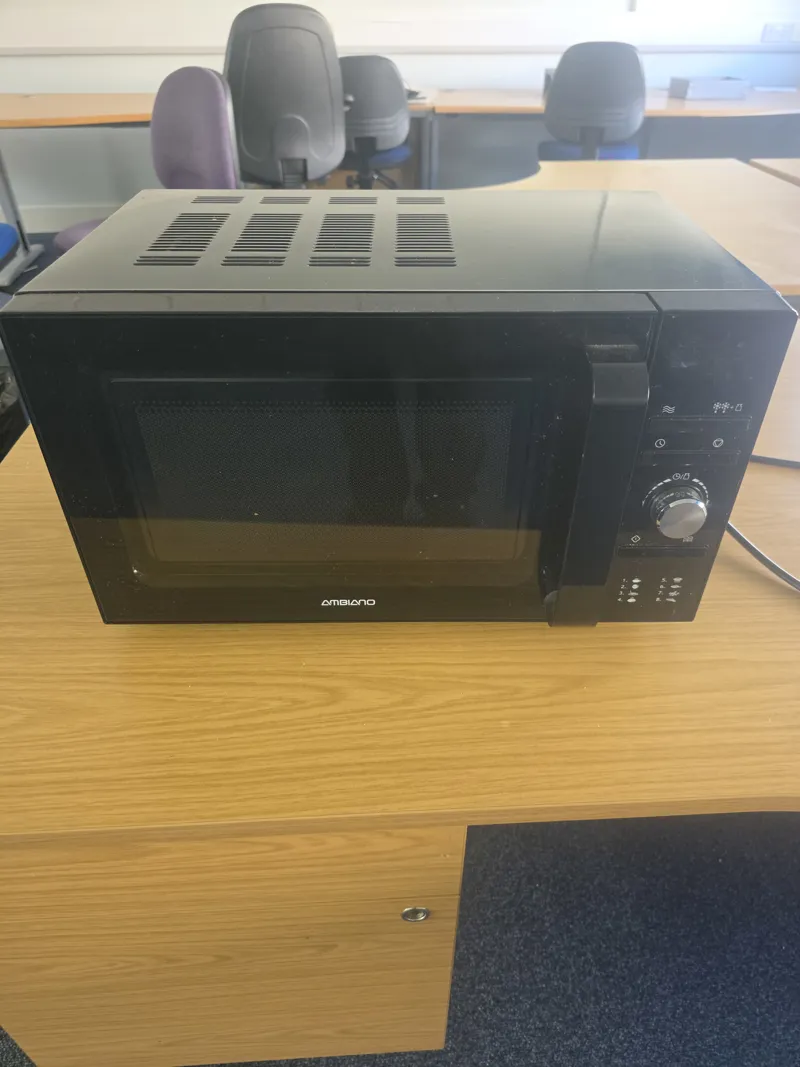 Ambiano Microwave Oven 20L - Black
