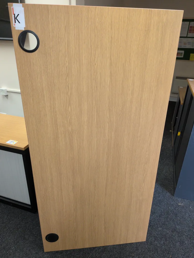 Office desk - K