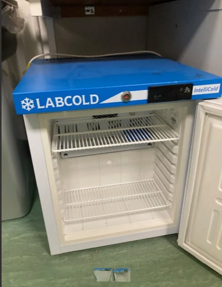 Labcold fridge - no keys