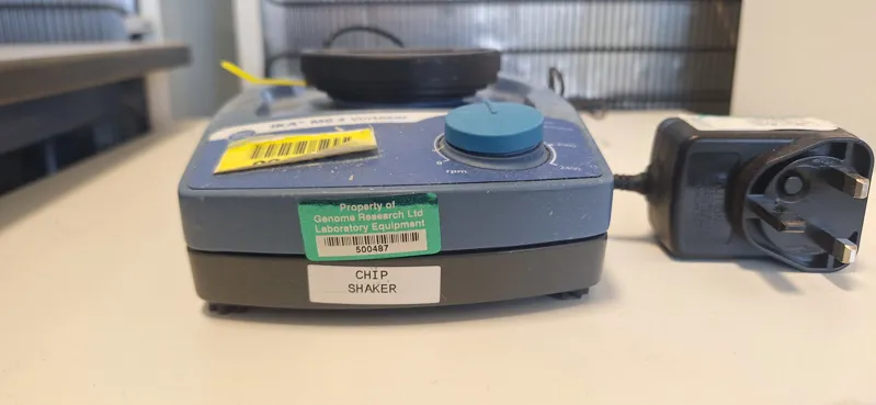 IKA MS 3 Vortexer