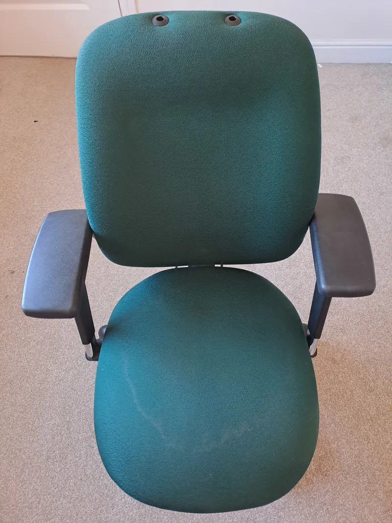 Teal Office Task Chair with Padded Armrests - TEST ITEM. NOT TO BE CLAIMED