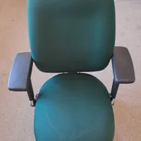 Teal Office Task Chair with Padded Armrests - TEST ITEM. NOT TO BE CLAIMED