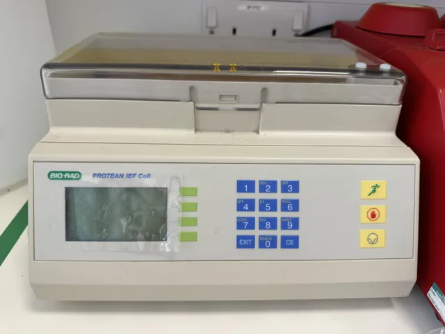 BIO-RAD Protein IEF Cell - Isoelectric Focusing System