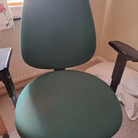 Green Fabric Office Chair with Armrests - TEST ITEM DO NOT CLAIM