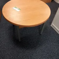 (3X) Round coffee table