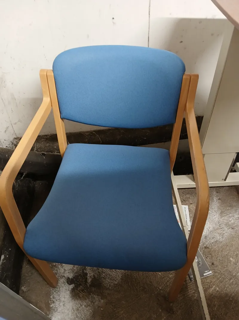 Low back waiting room chair