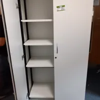 (4X) large cupboard