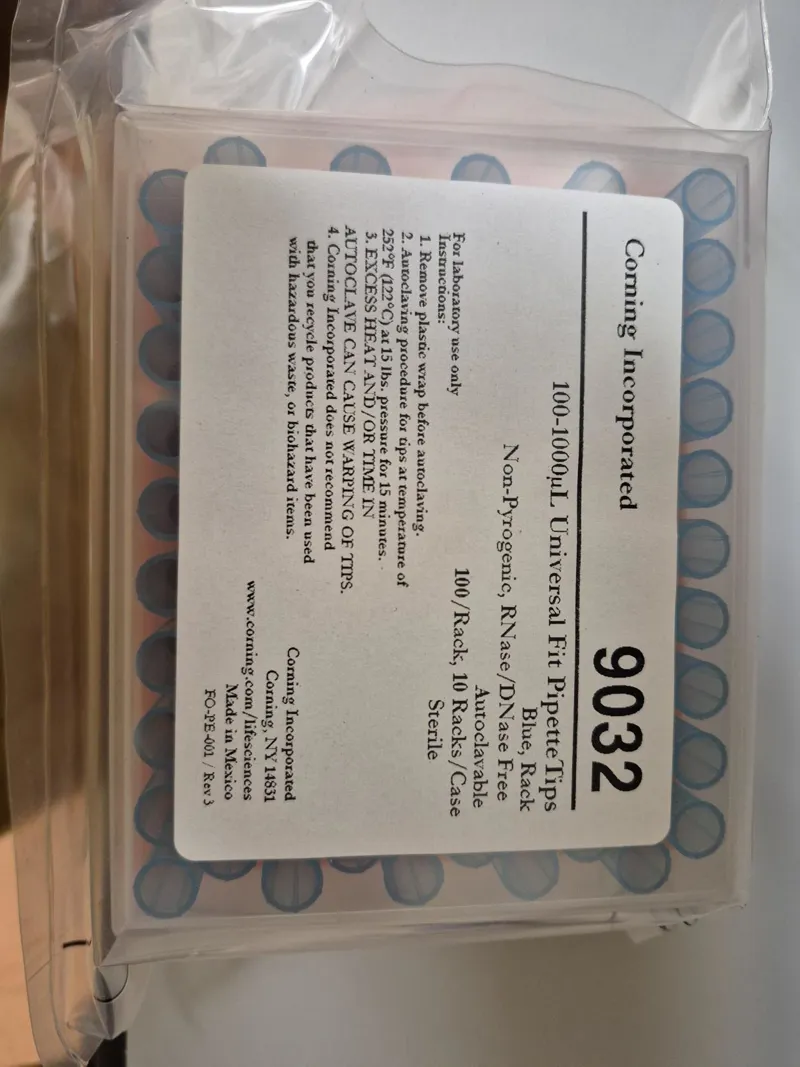Corning Incorporated Universal Fit pipette tips 1000ul