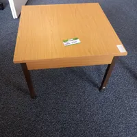 (4L)  coffee table