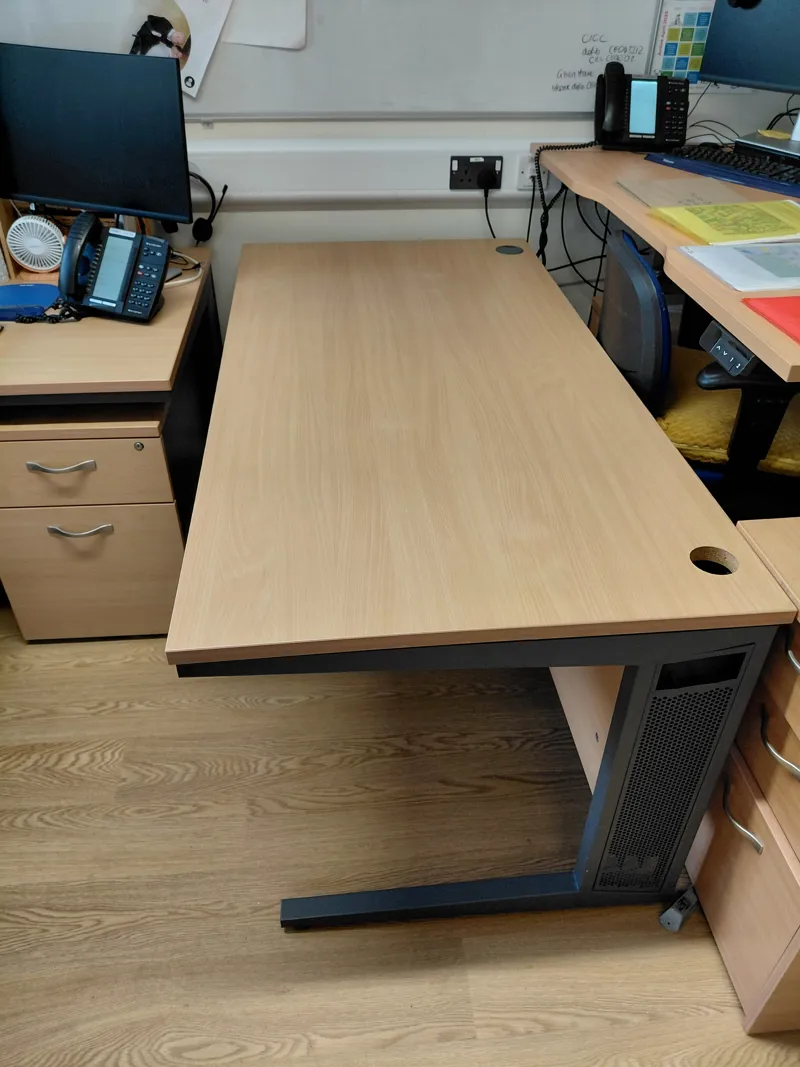 Light oak office desk with cable management, 1800mm