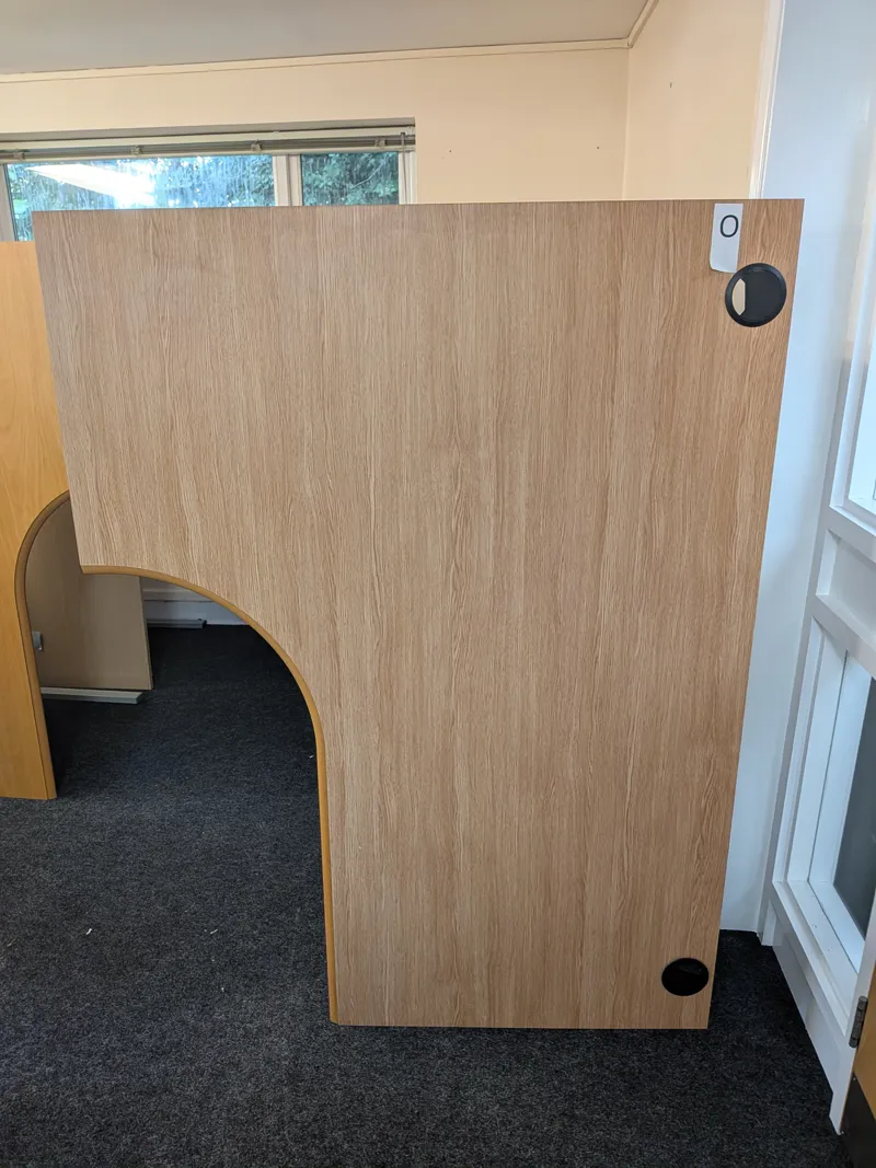 Radial Desk O - LH 1600