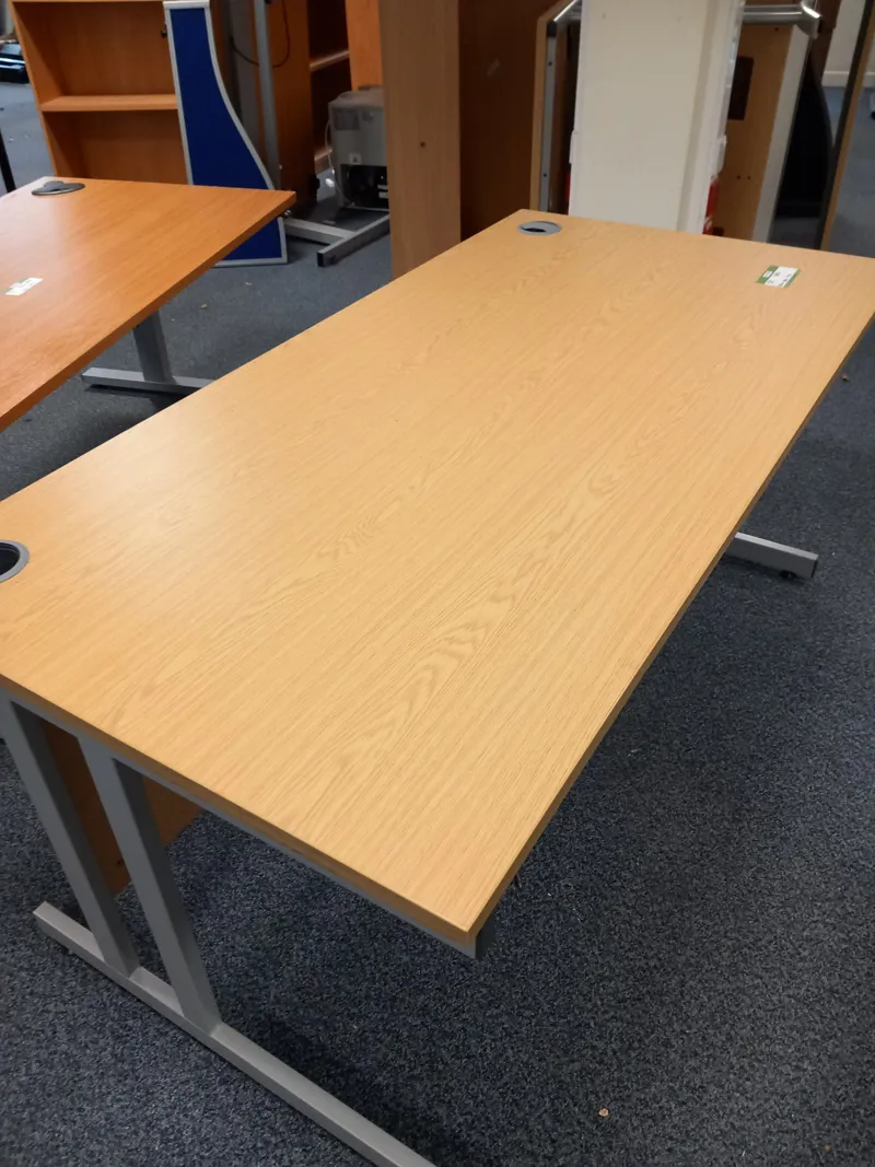 (3R) office desk