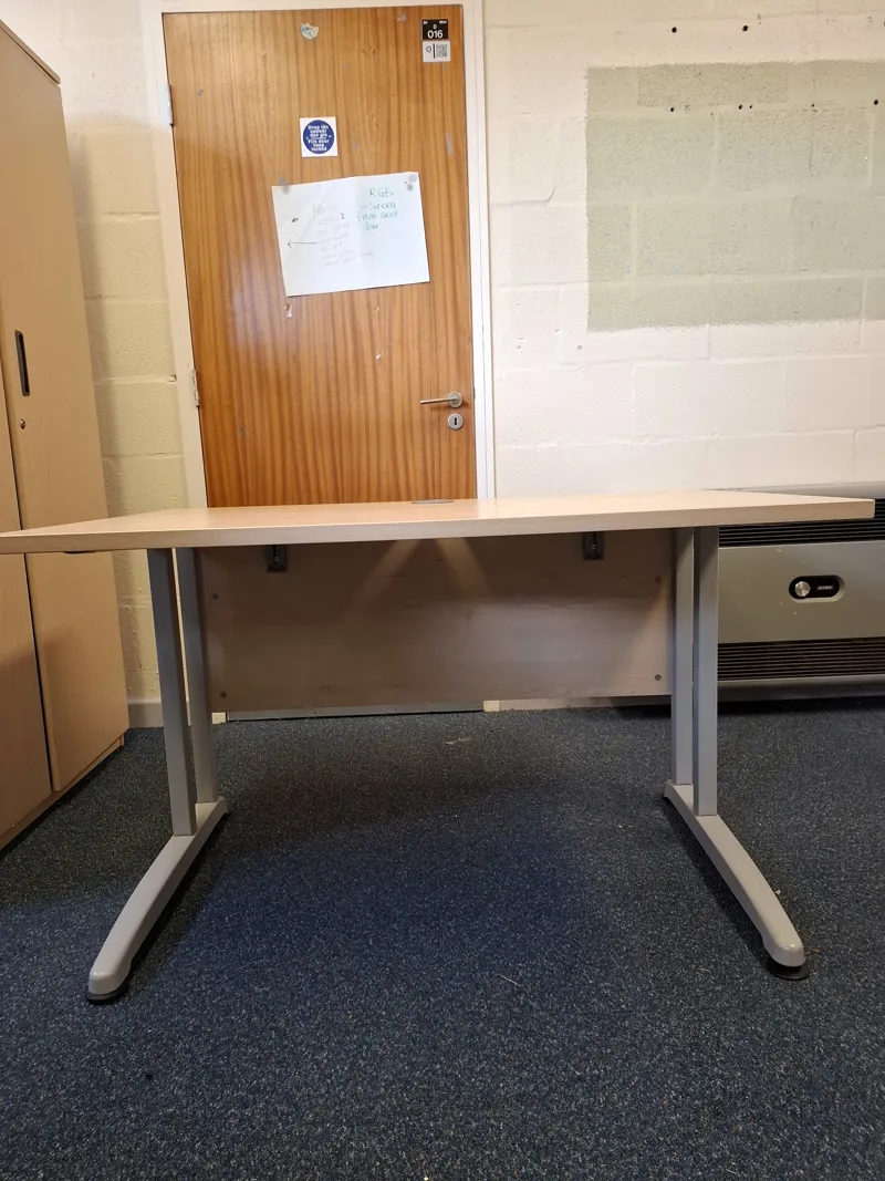 Light grey cantilever desk with light oak top